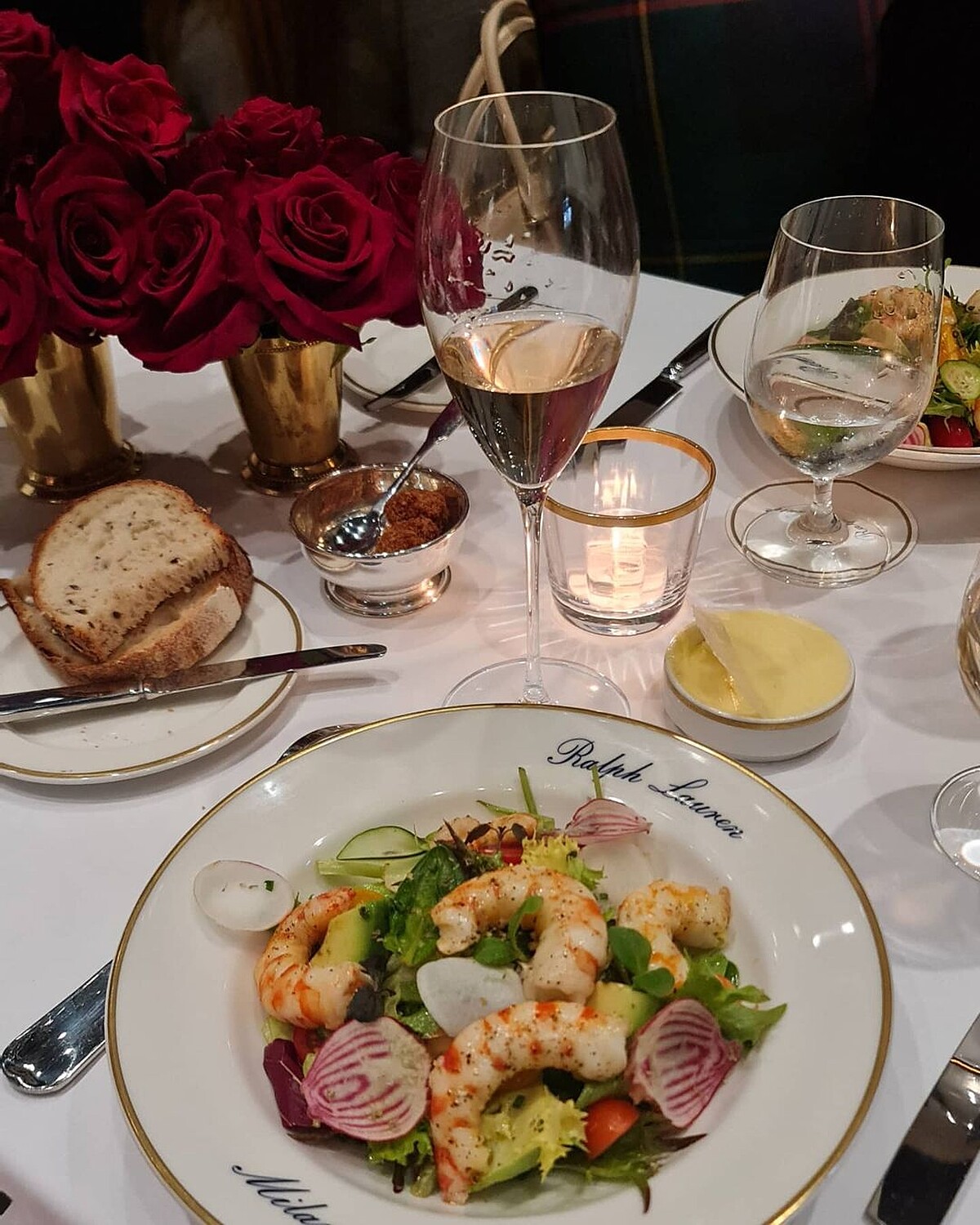 餐點融合美式與義式格（翻拍自 @_shestopalova_）。