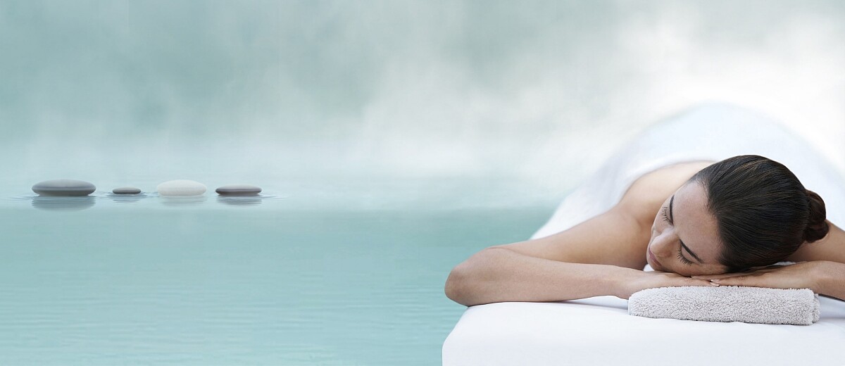 登琪爾SPA 2021青春活泉礦石按摩(Mineral Infusion Massage)主視覺。