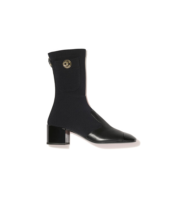 Chanel黑色皮革羅緞雙色襪子造型短靴,NT50,000