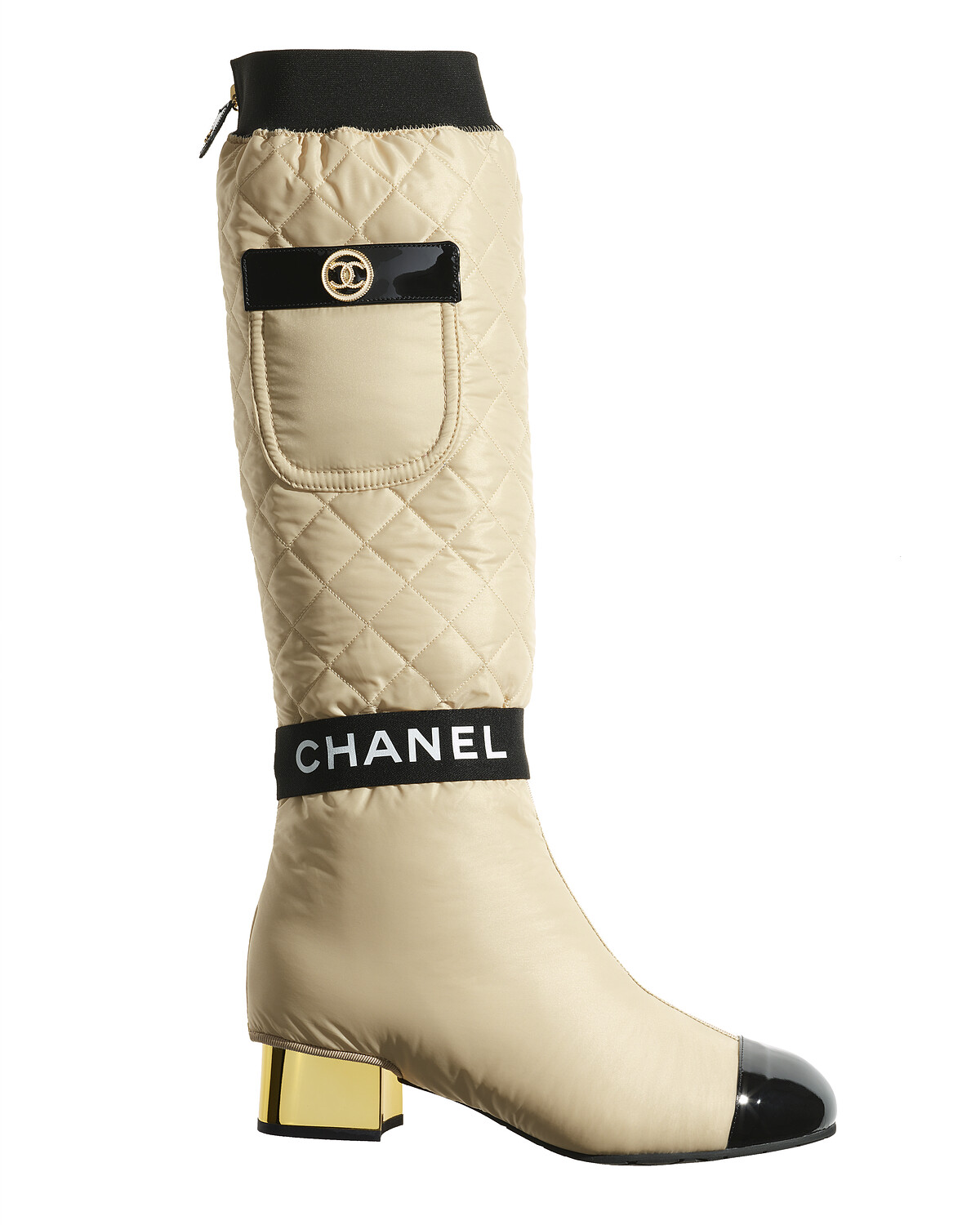 Chanel皮革菱格紋雙色低跟長靴，NT74,500