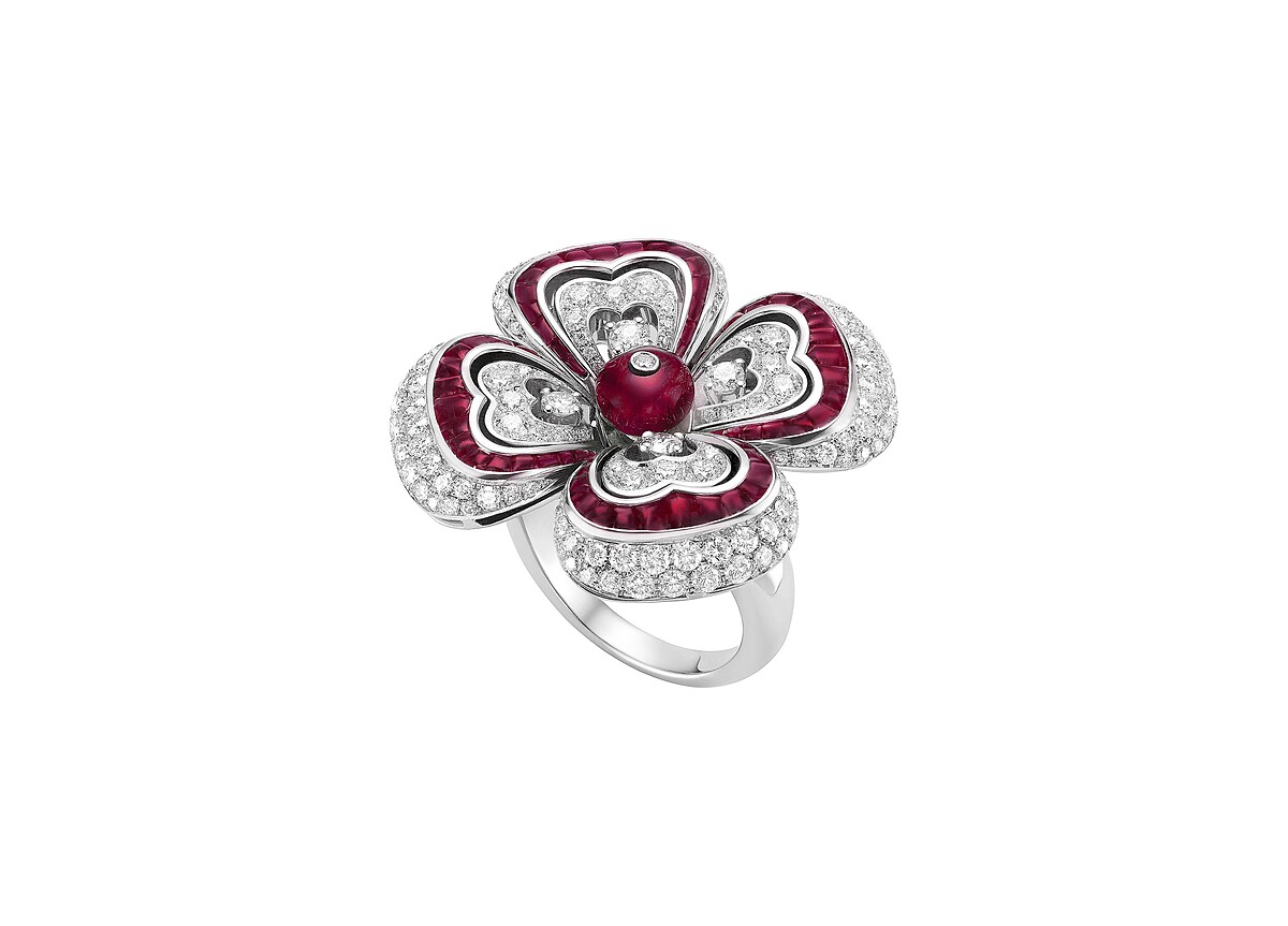BVLGARI Fiorever系列頂級鑽石與紅寶石戒指 