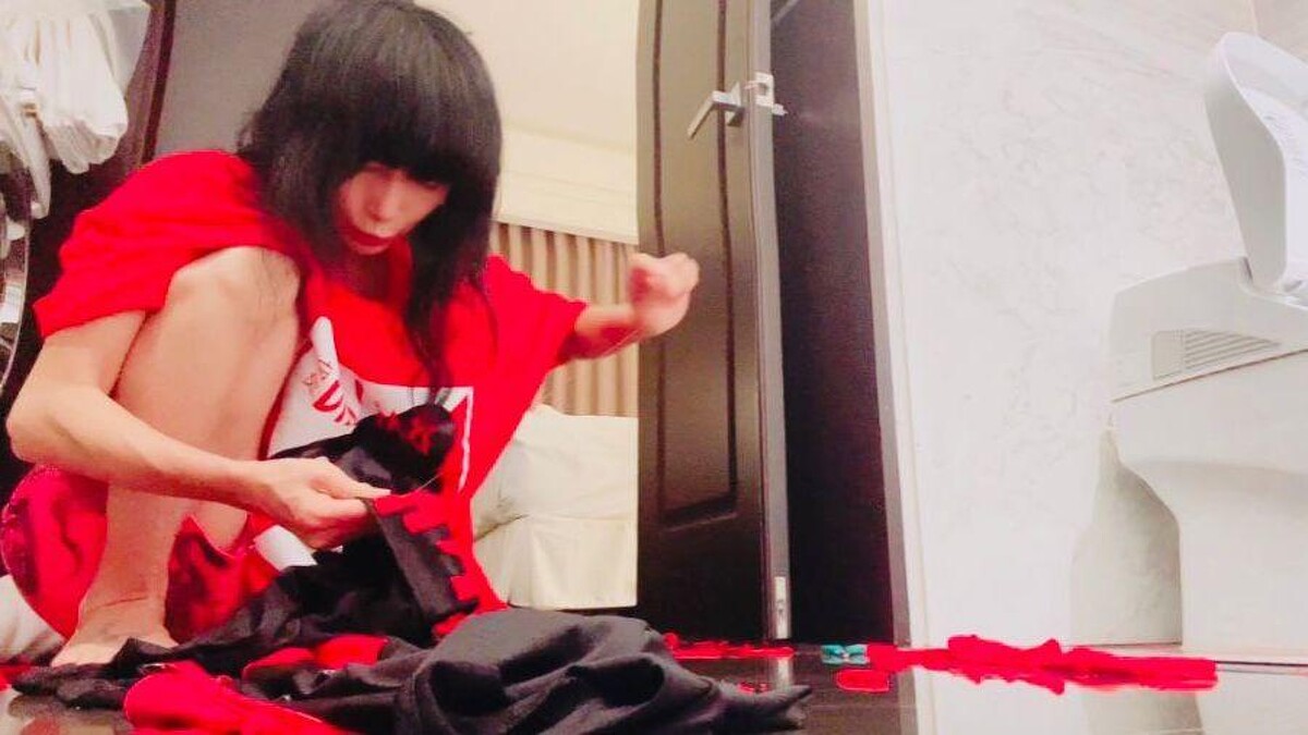 獨家！金馬58 白靈 「做最精彩的你自己」紅毯戰袍手工細節曝光！