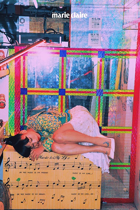 刺繡鬥牛士外套、古董珠繡洋裝，造型私物。 