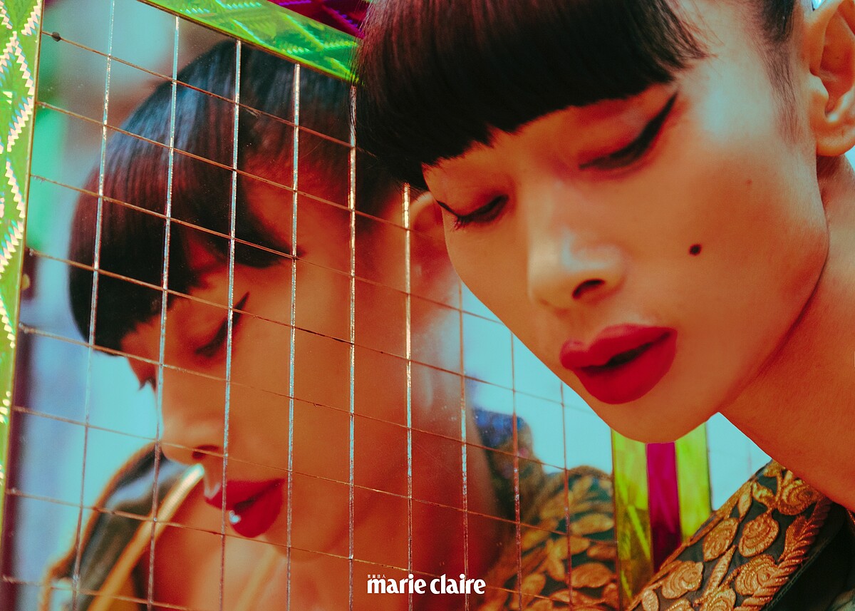 刺繡鬥牛士外套、古董珠繡洋裝，造型私物。 