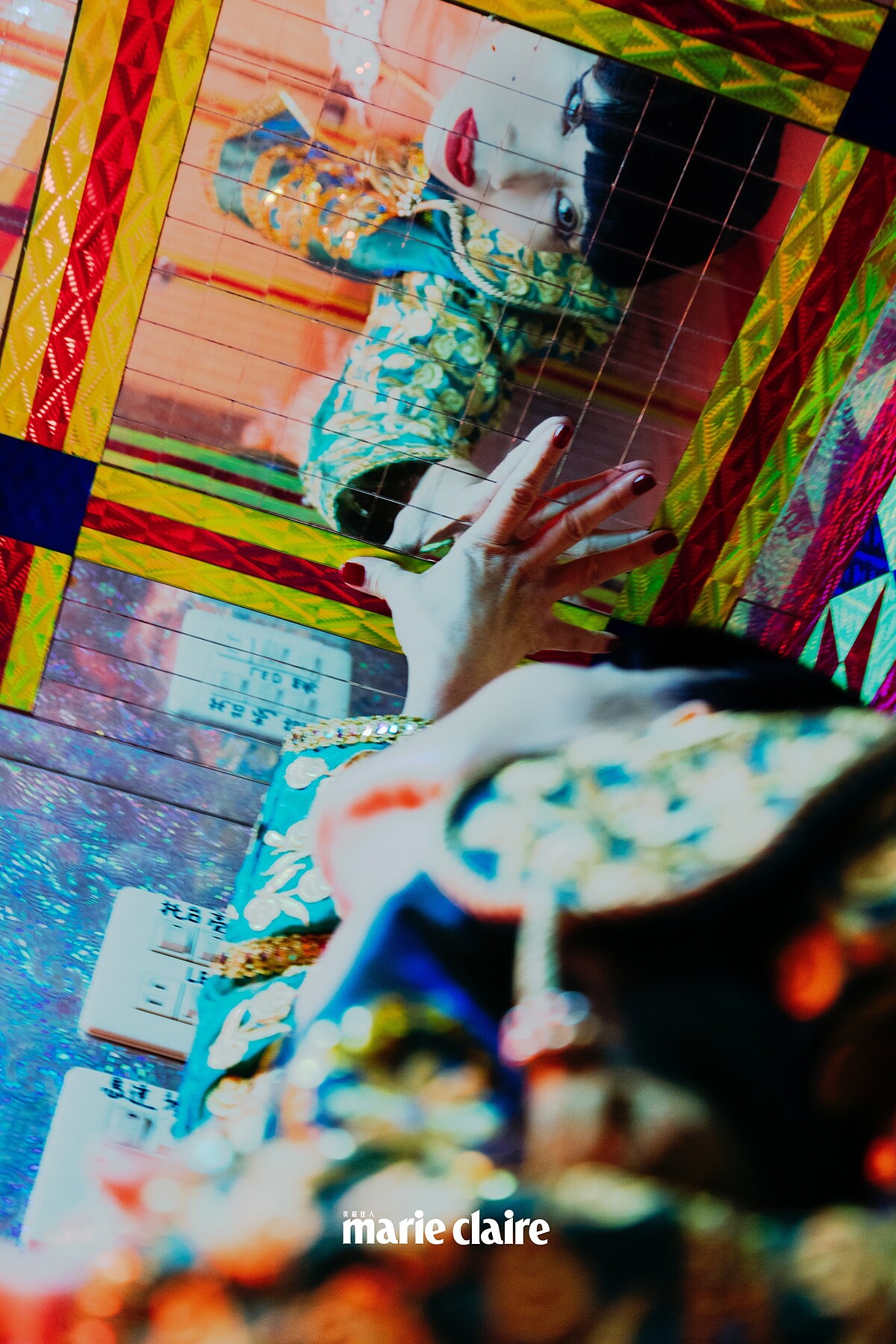 刺繡鬥牛士外套、古董珠繡洋裝，造型私物。 