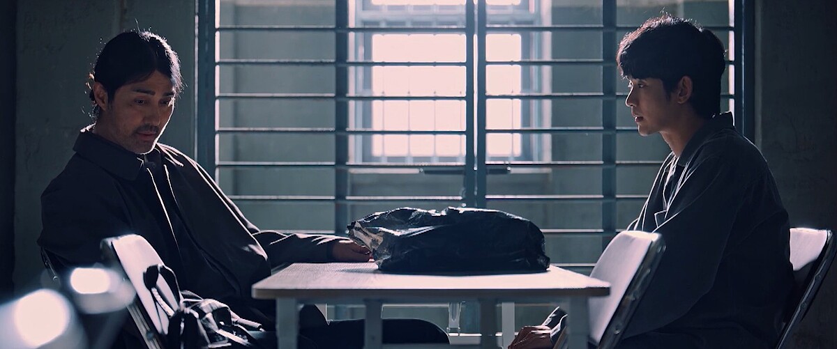 《某一天》金秀賢 羈押入獄