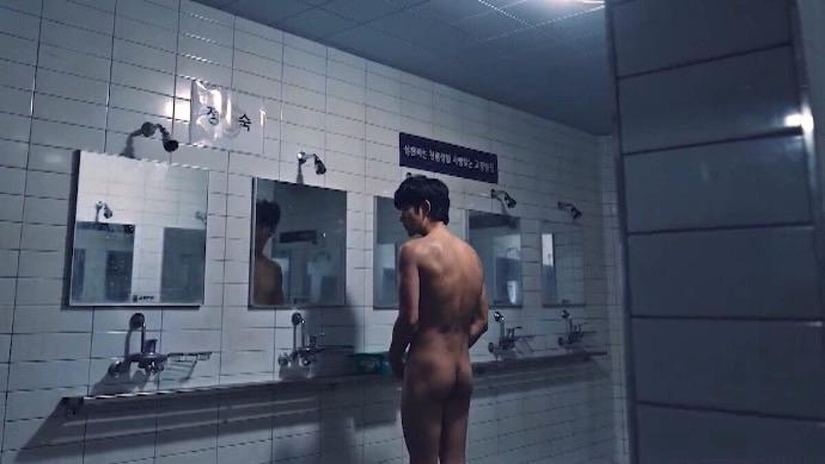 《某一天》金秀賢 為戲全裸犧牲