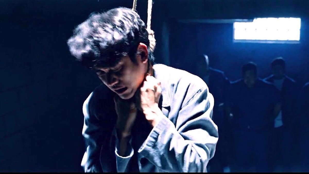 《某一天》金秀賢 遭獄友私刑