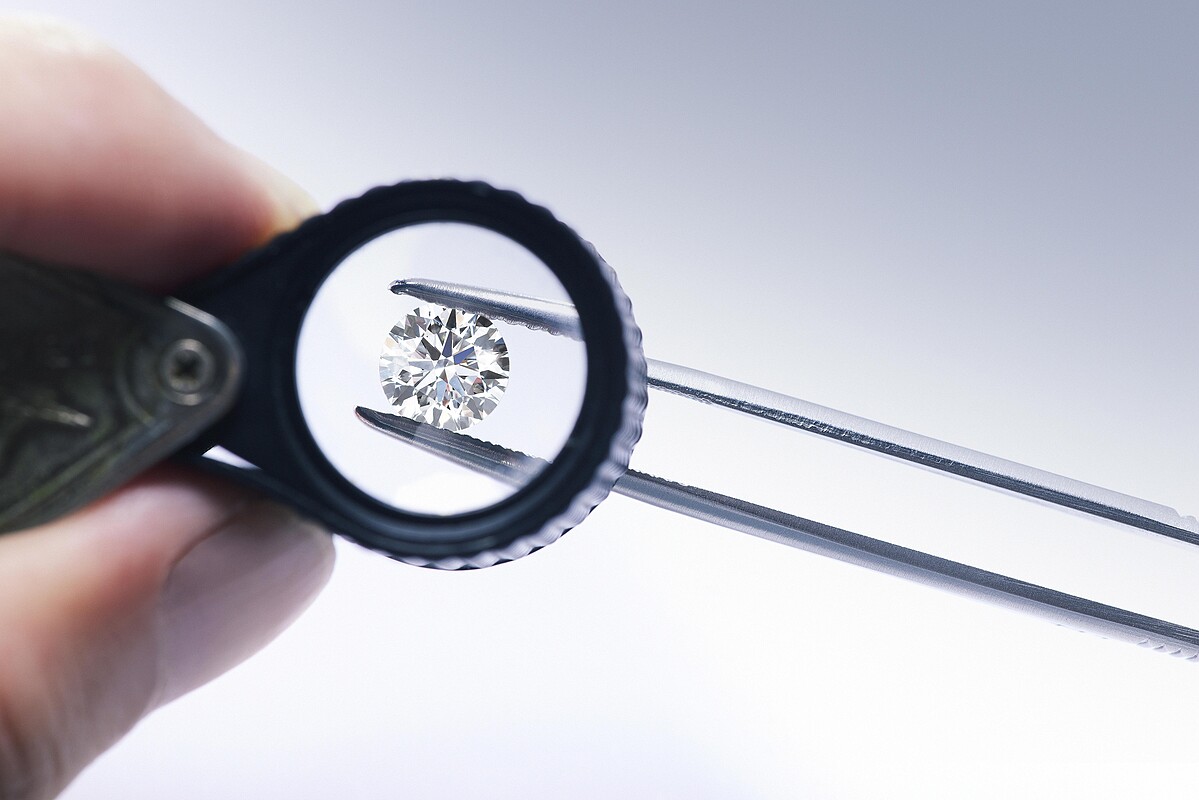 世界上僅0.03%的鑽石可稱得上 Infini Love Diamond，其非凡獨有，珍稀見證每一個重要時刻