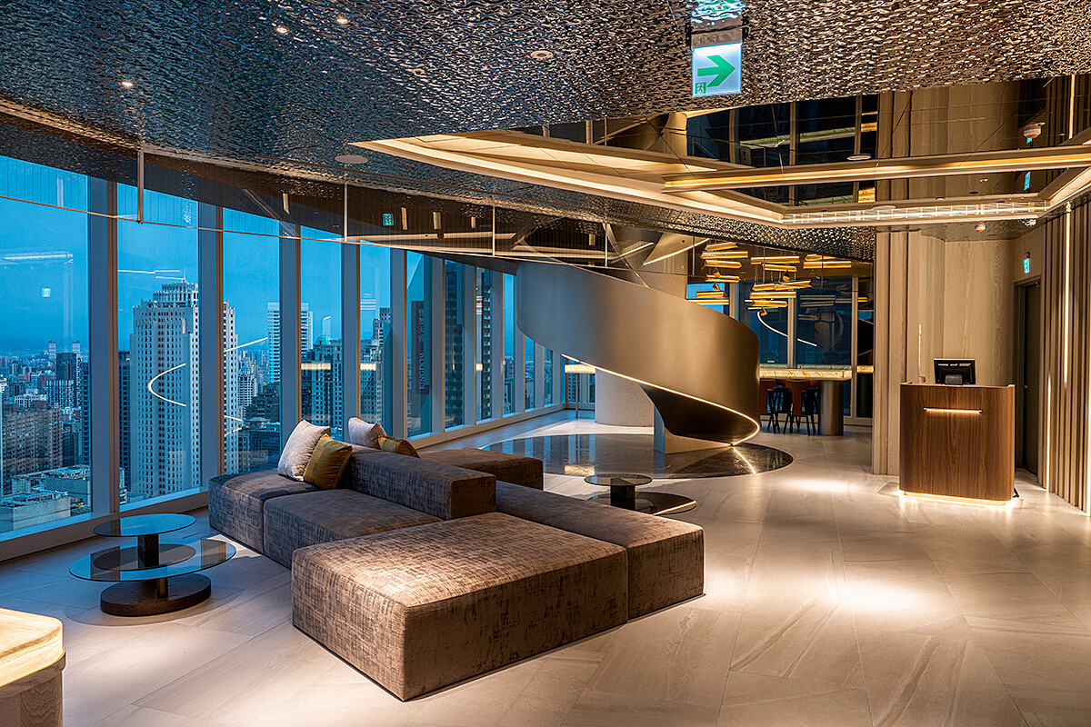 可俯瞰台中市景。