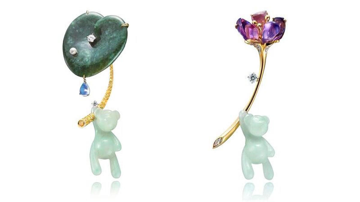 左起: 林曉同「陪伴玉熊」系列 雨荷小熊胸針、捧花小熊胸針