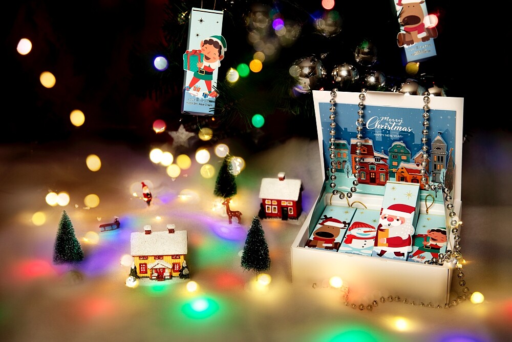 aquaEveryday聖誕限定保養禮盒組視覺圖。