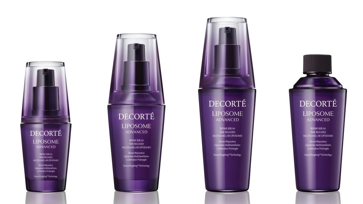 黛珂超微導全能修護精粹30ml，NT2,150、50ml，NT3,200、75ml，NT4,300。還首度推出75ml補充瓶，NT4,200。