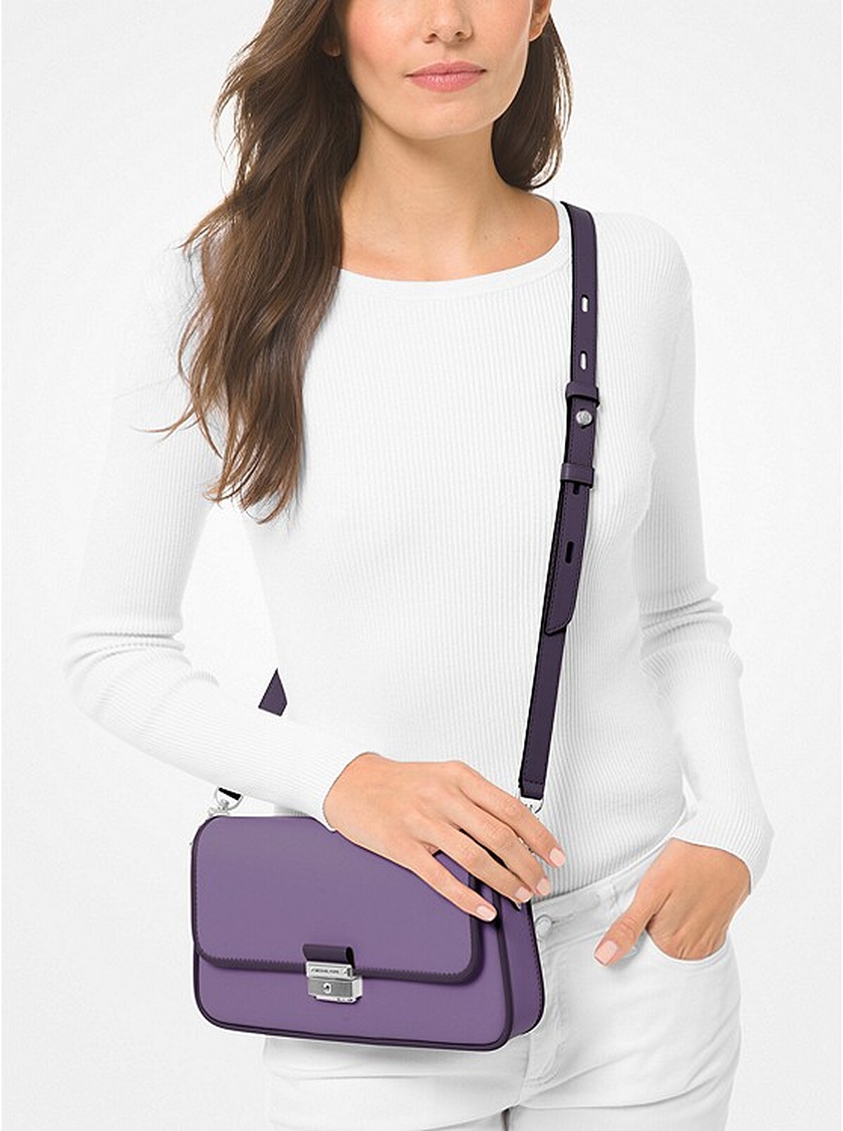 Michael Kors Bradshaw 雙色肩背包，NT14,310