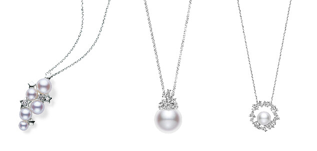 MIKIMOTO Starry Night系列繁星造型珍珠鑽石墜鍊，NT39,000、MIKIMOTO Starry Night系列南洋珍珠鑽石墜鍊，NT295,000、MIKIMOTO Starry Night系列珍珠鑽石墜鍊，NT120,000。