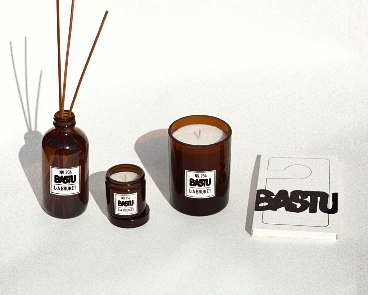 L:A BRUKET Bastu居家香氛系列257室內擴香(Bastu巴斯杜)200ml，NT2,650、/254香氛蠟燭50g，NT1,050、260g，NT2,350/256香氛片，NT900