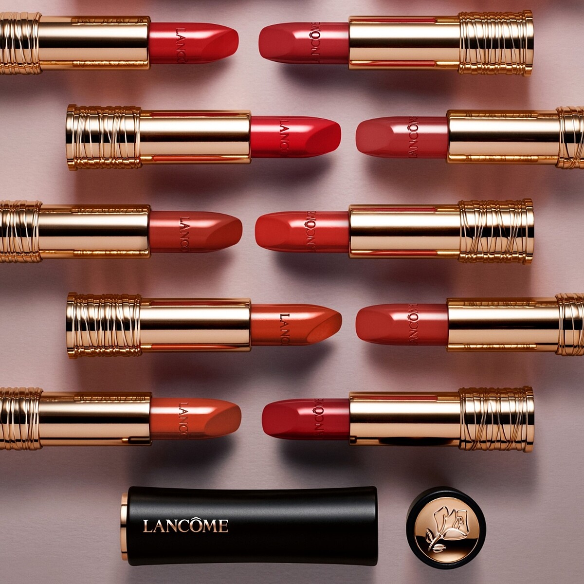 蘭蔻「小蠻腰唇膏」L'Absolu Rouge絕對完美唇膏絕美登場。