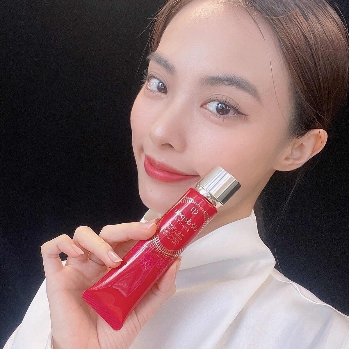 肌膚之鑰光采無瑕妝前凝霜2022年光之緋紅限量版37ml，NT2,100