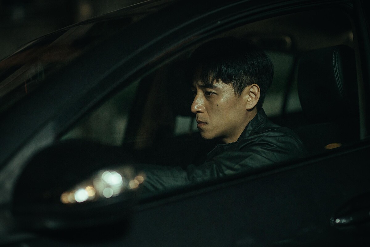 ▲▼鄭人碩在劇中面臨未婚妻被殺的痛苦。（圖／七十六号原子提供）