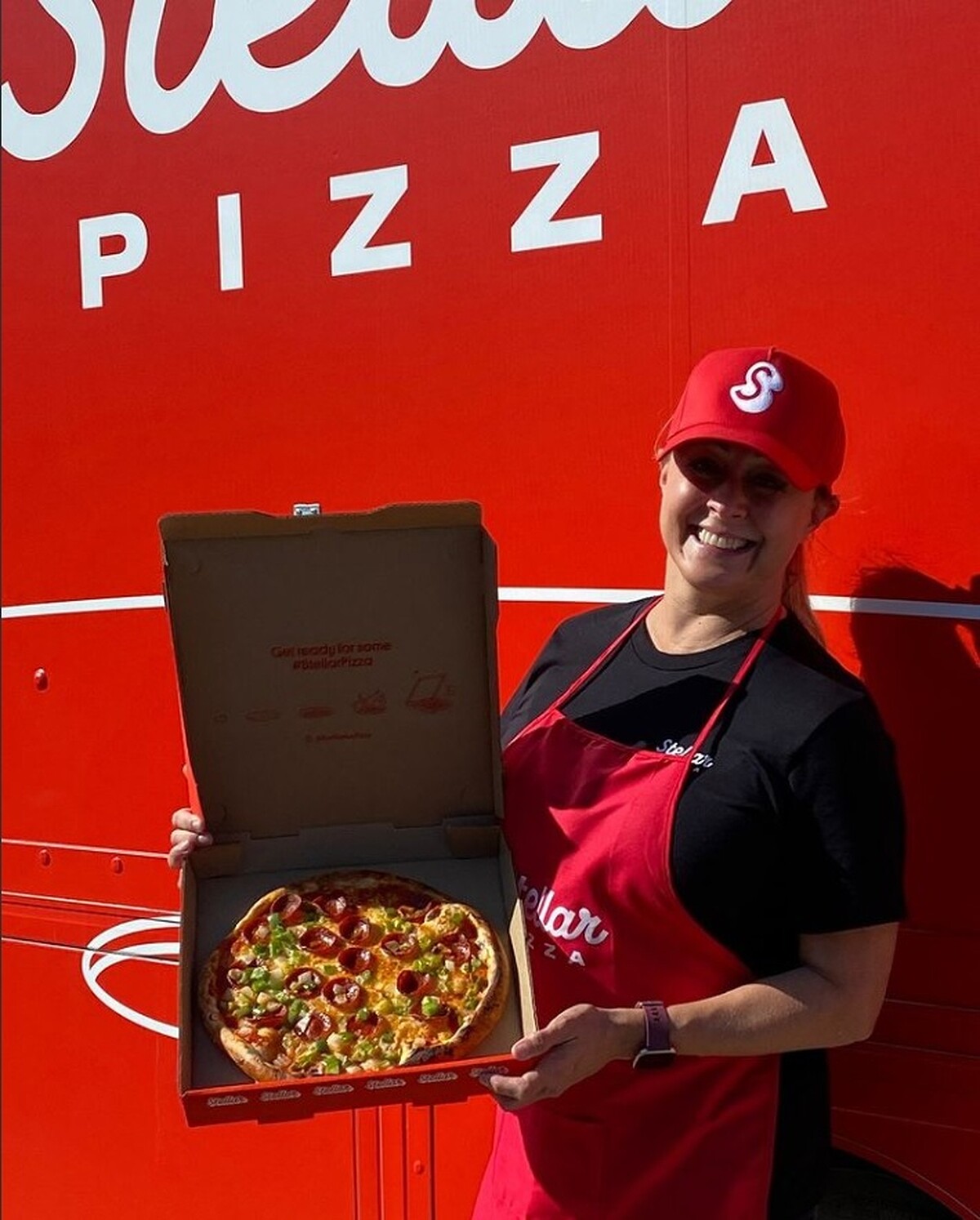 ▲Stellar Pizza團隊打造出披薩機器人，45秒就可以生產一份披薩。（圖 / 翻攝自eatstellarpizza IG）