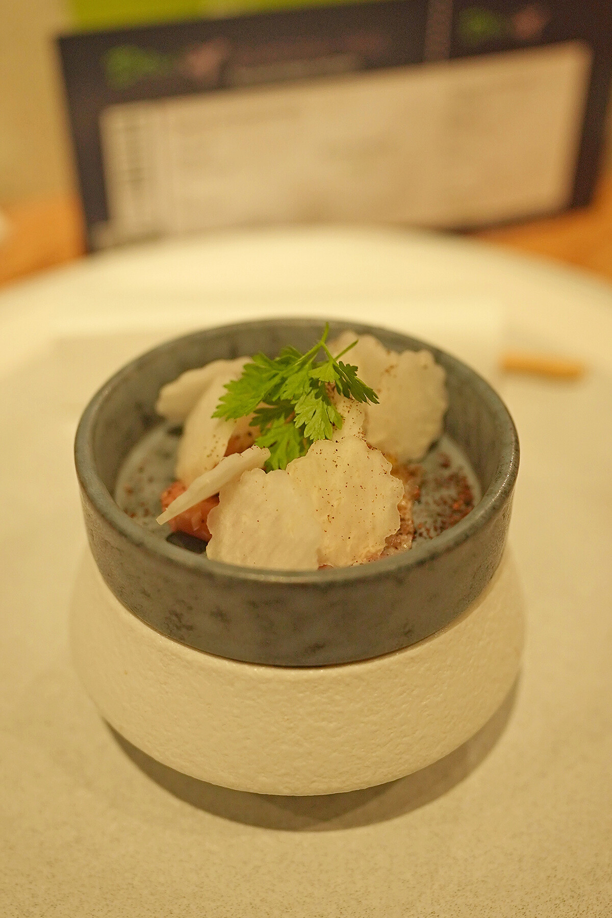 辛香料豐盈的湯品。