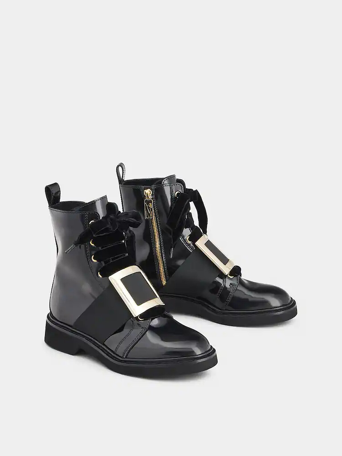 Roger Vivier Viv' Rangers金屬釦踝靴，NT49,600