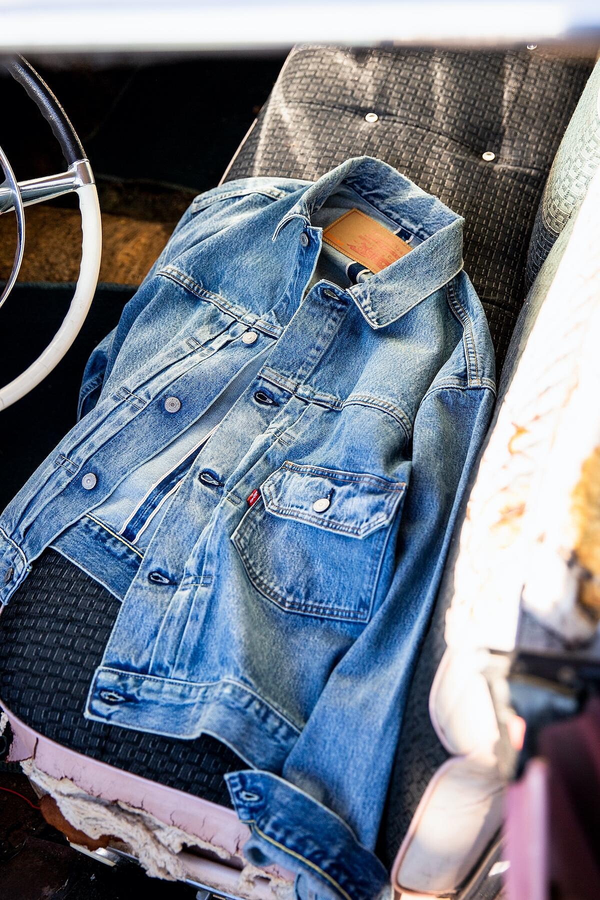 Levi&rsquo;s X Beams《超級寬Super Wide》系列丹寧外套，售價NT$11,000