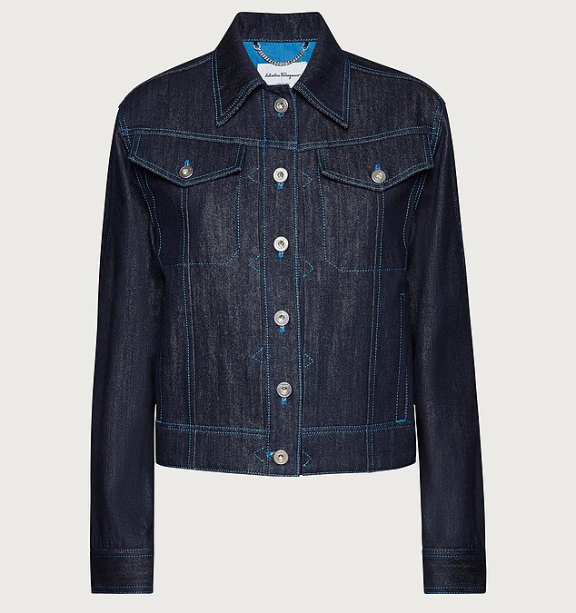 Salvatore Ferragamo 丹寧外套，NT40,900。