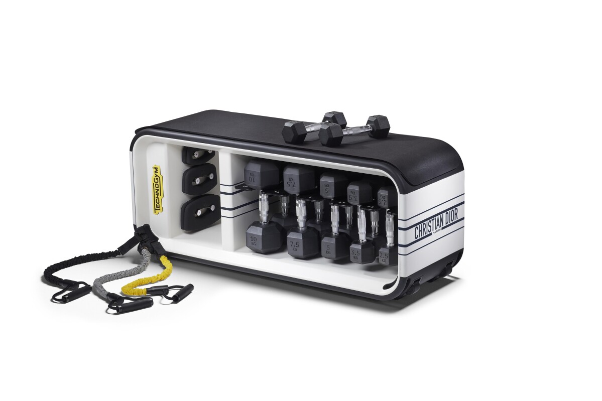 Dior and Technogym 多功能長椅，NT$218,000