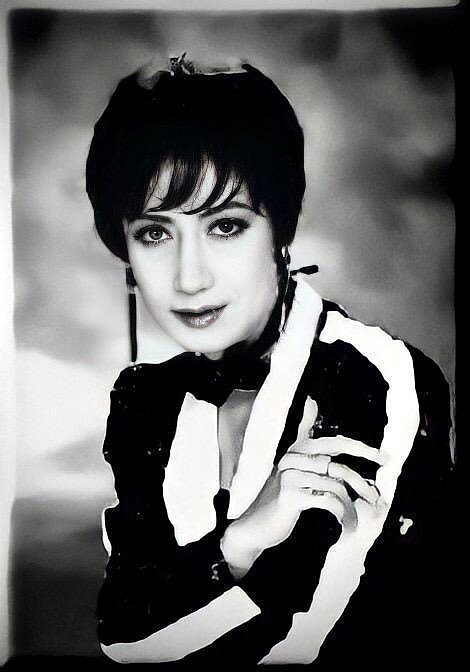 美輪明宏桌布-日本人認為最強款 奧黛麗赫本風格