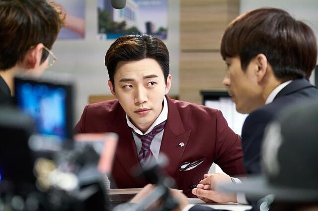 金科長 李俊昊原來是檢察官 Photo/KBS