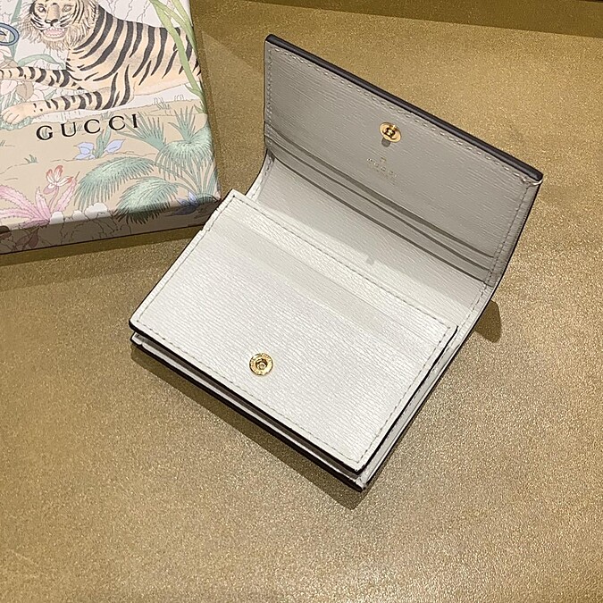 虎年主題印花馬銜鍊短夾，NT17,700