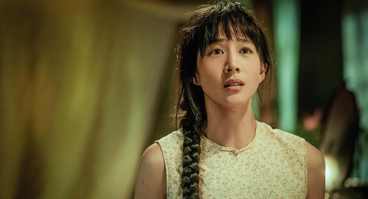 身處上流社會,張鈞甯身不由己