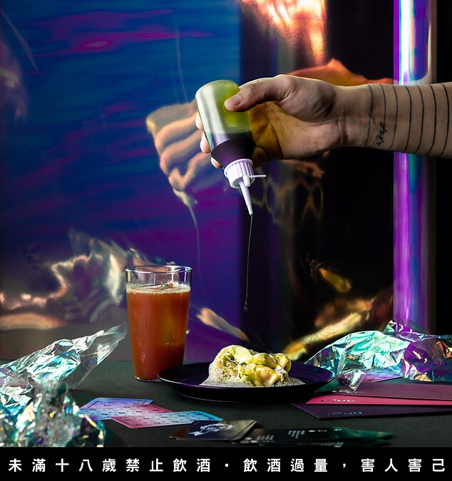 油漬番茄麵餃 X 微辣奶油 Bloody Mary。