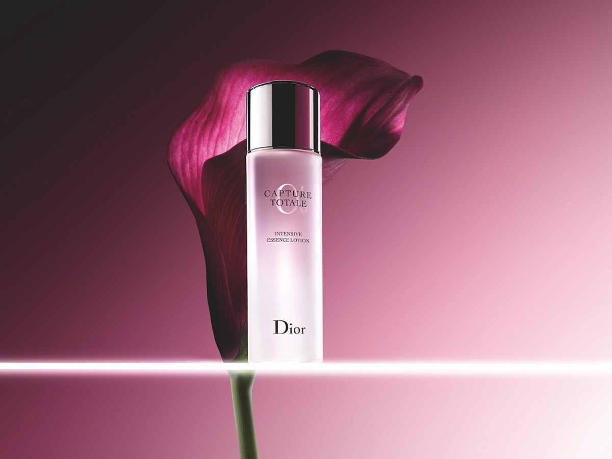 DIOR迪奧逆時能量奇肌露情境圖