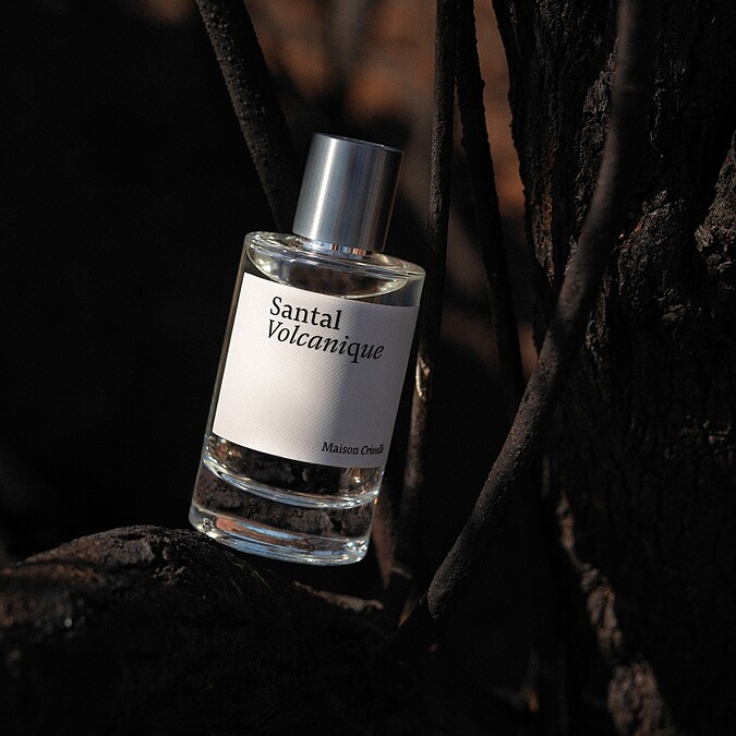 Maison Crivelli Santal Volcanique雲燼檀木淡香精30ml，NT3,000、100ml，NT6,800