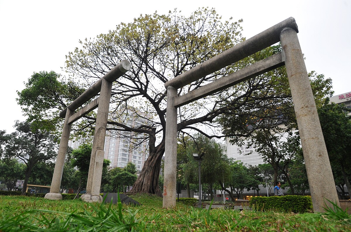 2014年，林森公園裡的鳥居