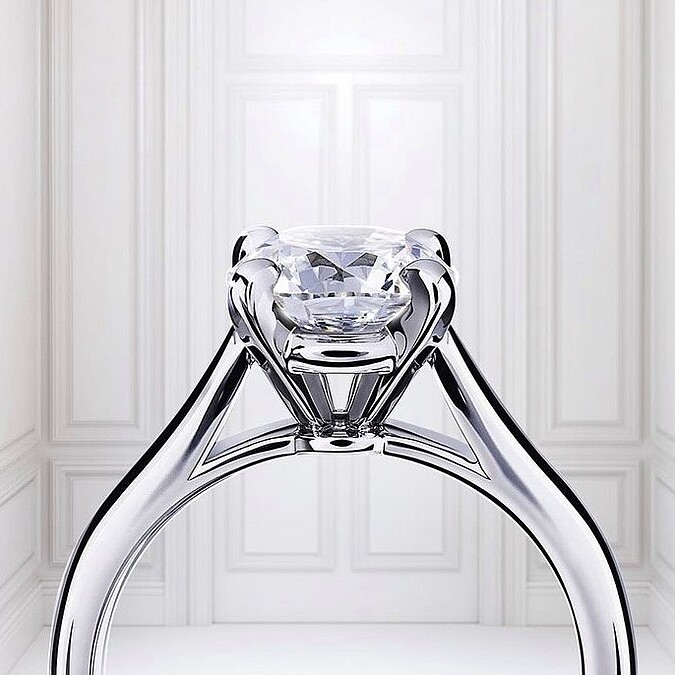 卡地亞經典鑽戒