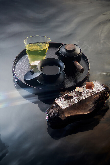 煙雨蜜香，使用「世界上最軟的水」沖泡。