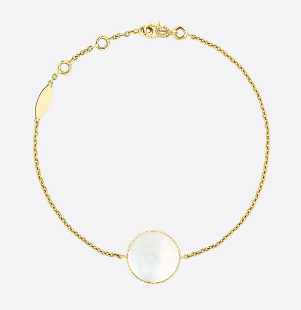 Dior 迪奧 Rose Des Vents 系列手鏈，18K黃金鑲嵌鑽石與珍珠母貝，售價NT$63,000