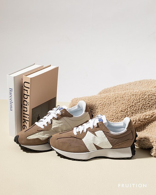 New Balance 327，NT2,980