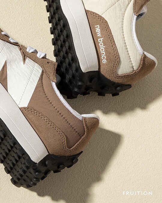 New Balance 327，NT2,980