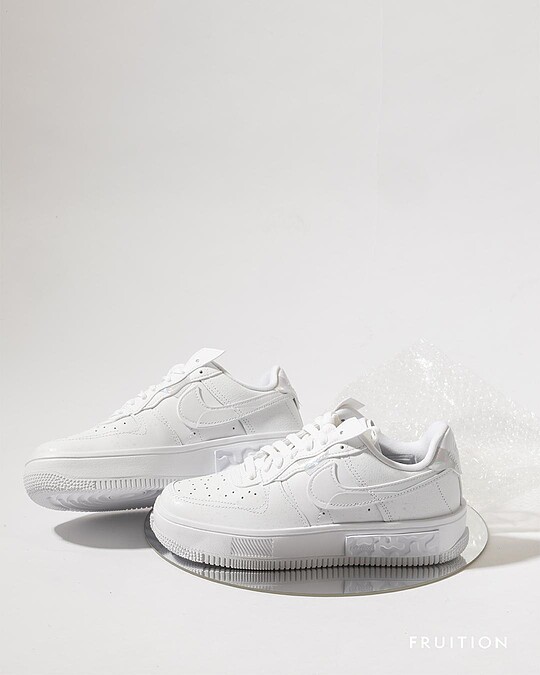 Nike AIR FORCE 1 FONTANKA，NT4,000