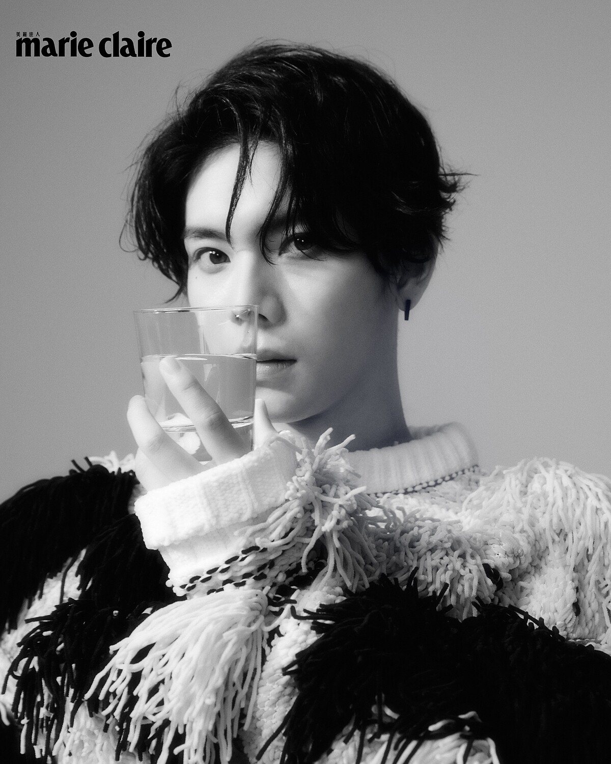 三色手工針織流蘇毛衣，Bottega Veneta。