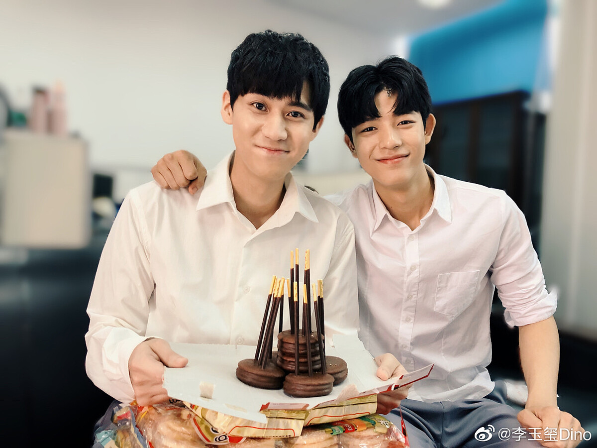 朴所羅門與李玉璽稱兄道弟