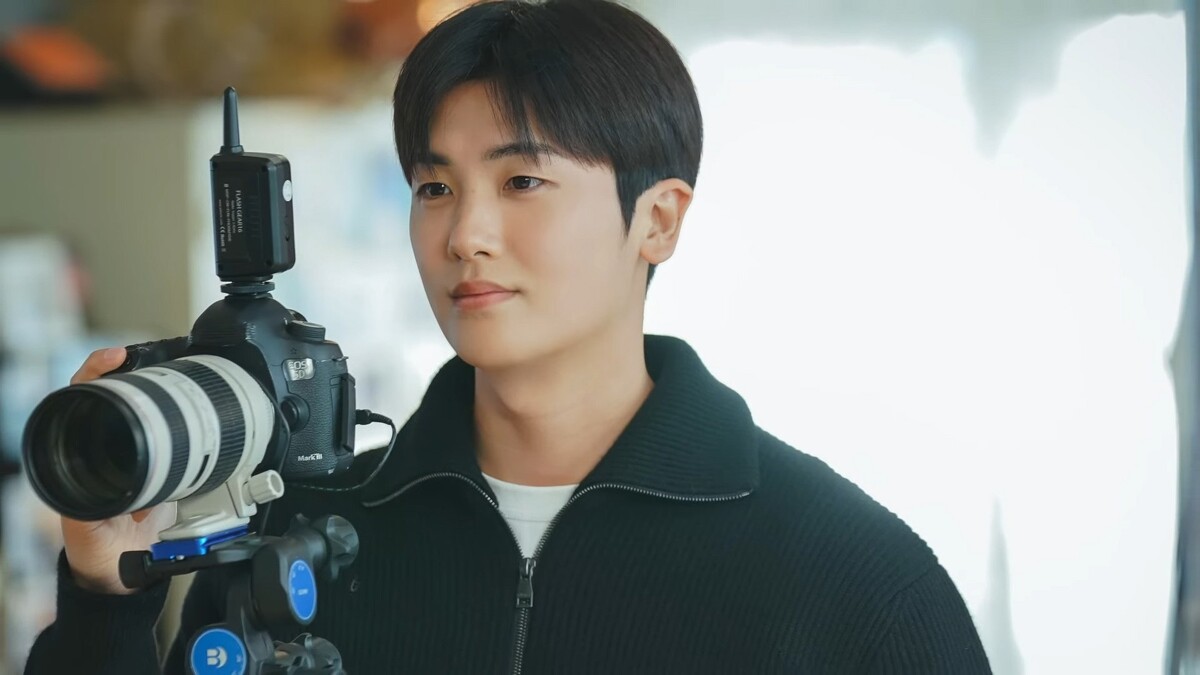 朴炯植 《單戀原聲帶》飾演攝影師韓善宇