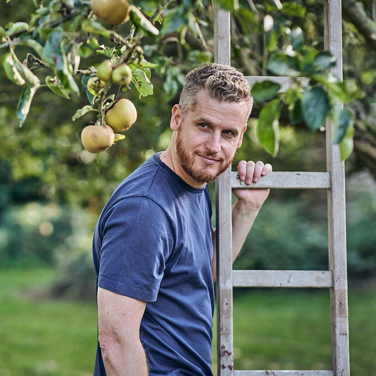 甜點主廚 Yann Couvreur 有媲美電影明星的吸睛外貌。