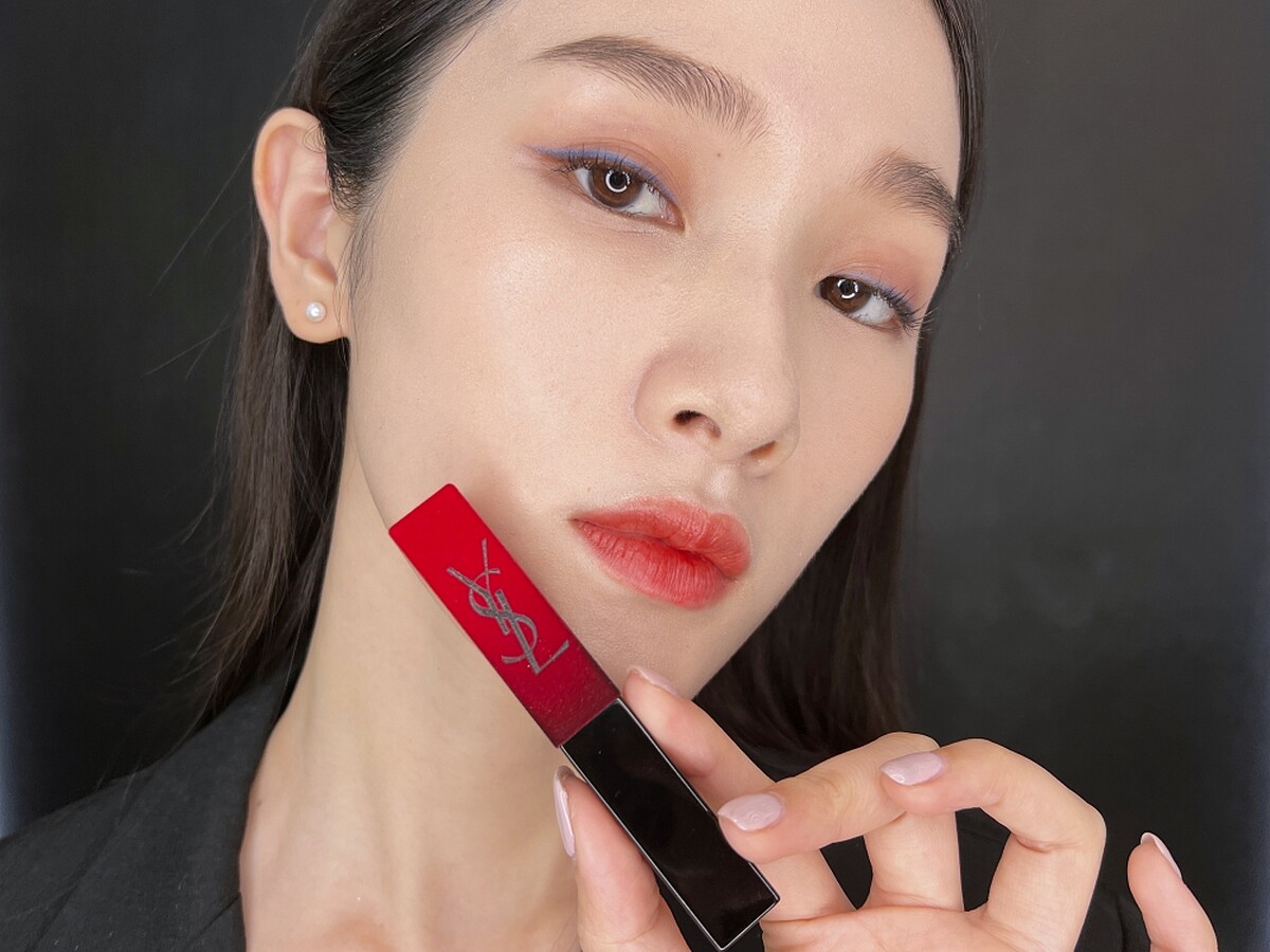 YSL奢華緞面絨霧唇膏熾熱絨情限定版(#1966)，NT1,380