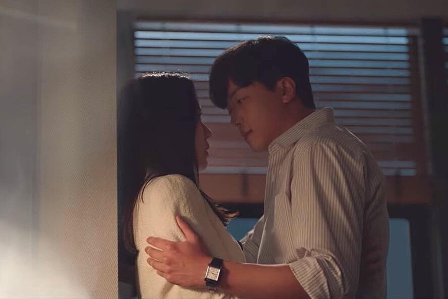 《三十九》孫藝珍、延玗臻光速激吻