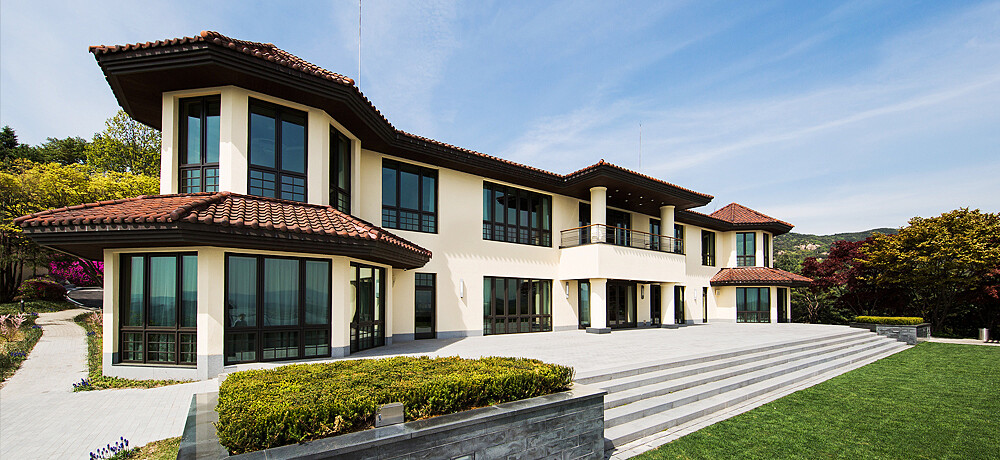 Aston House是個優雅的歐式建築